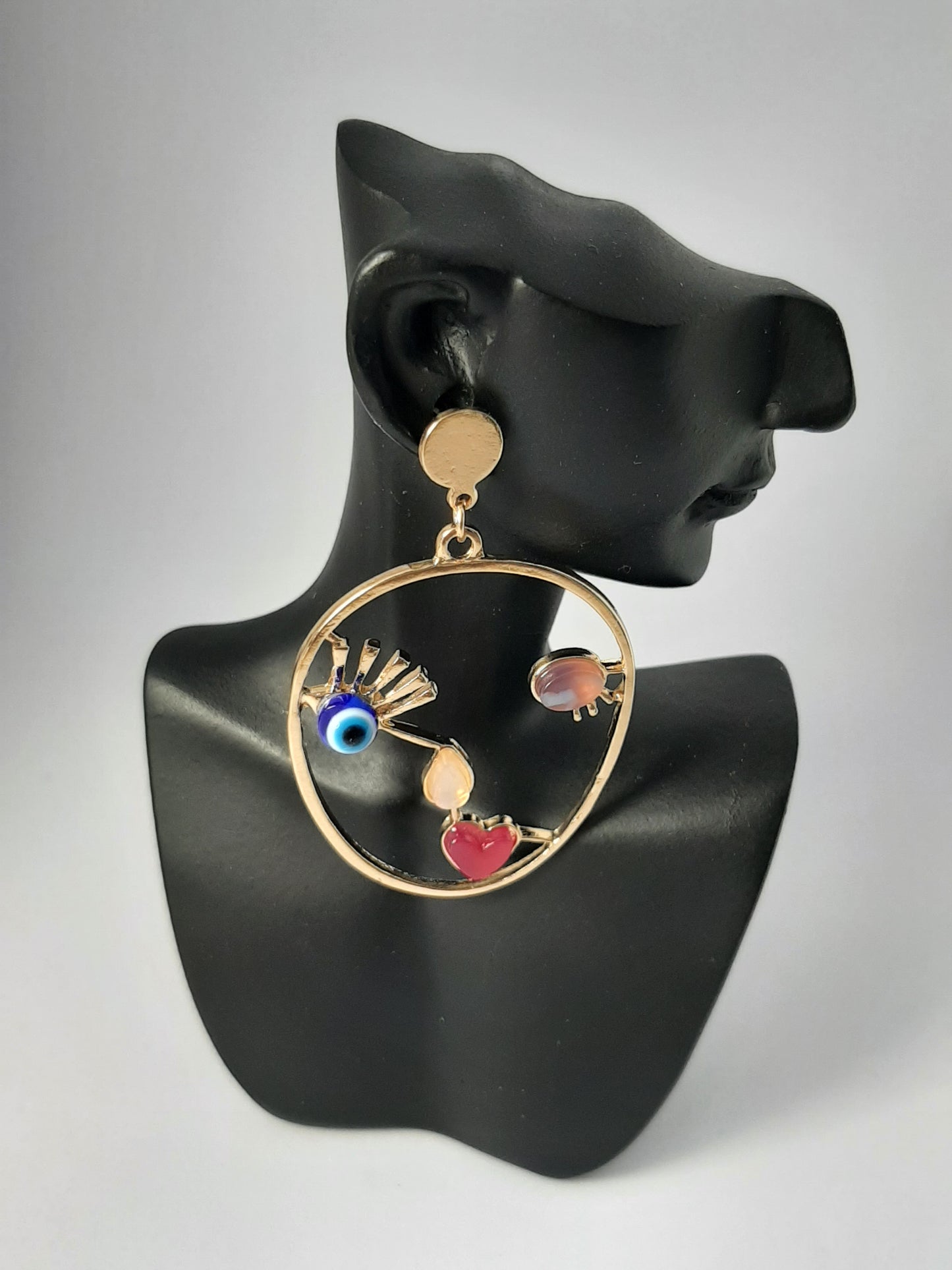 Boucles d'oreilles design créatif en Metal
