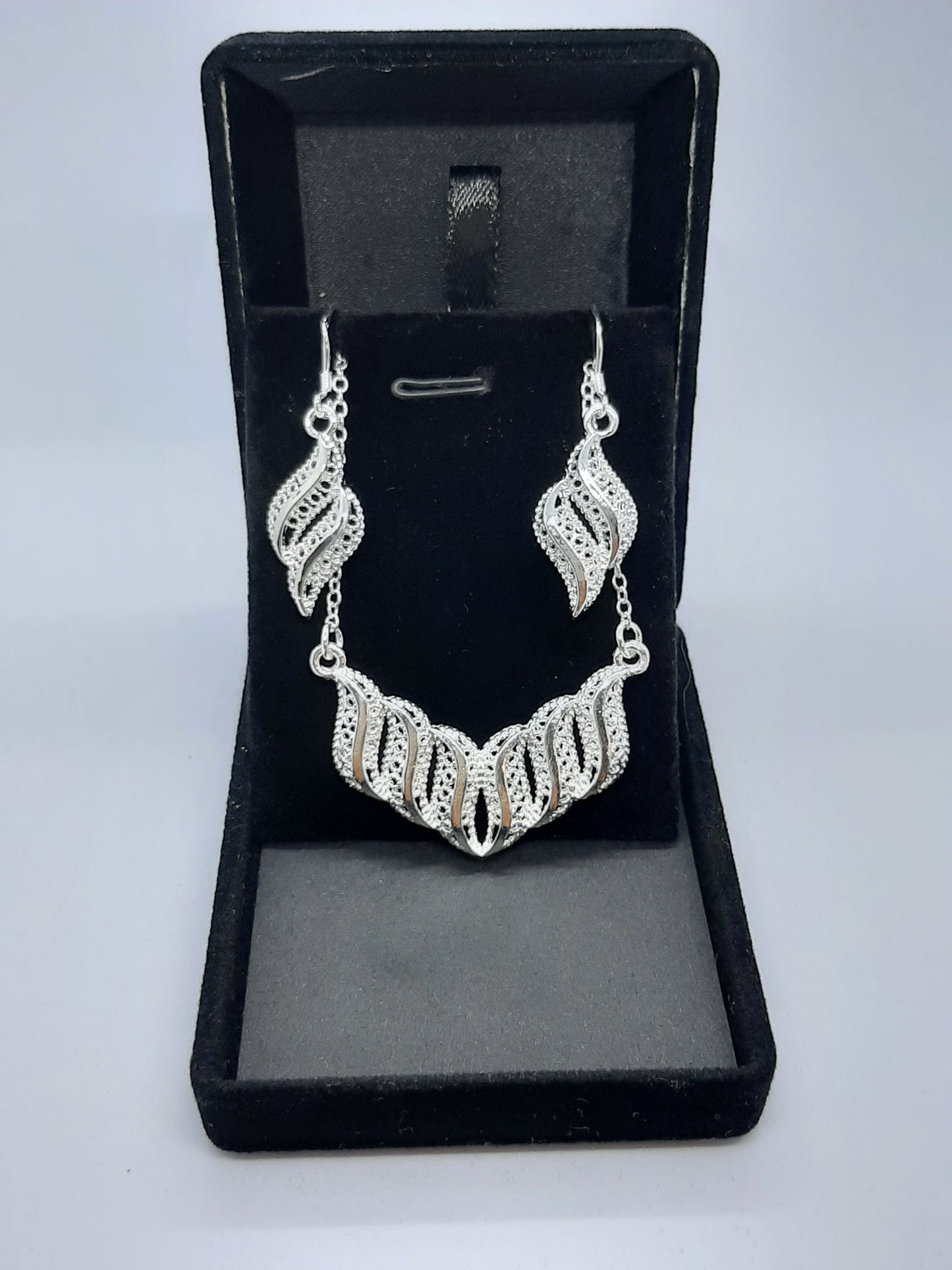 Parure Collier avec boucles d'oreilles en Argent 925 Sterling