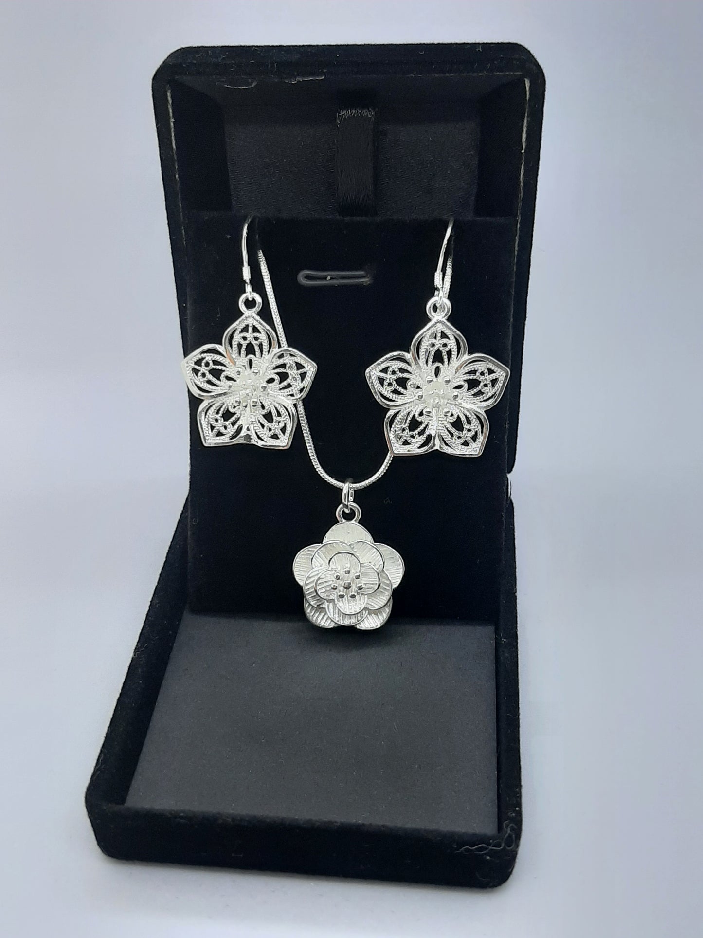 Parure Collier et boucles d'oreilles en Argent 925 Sterling