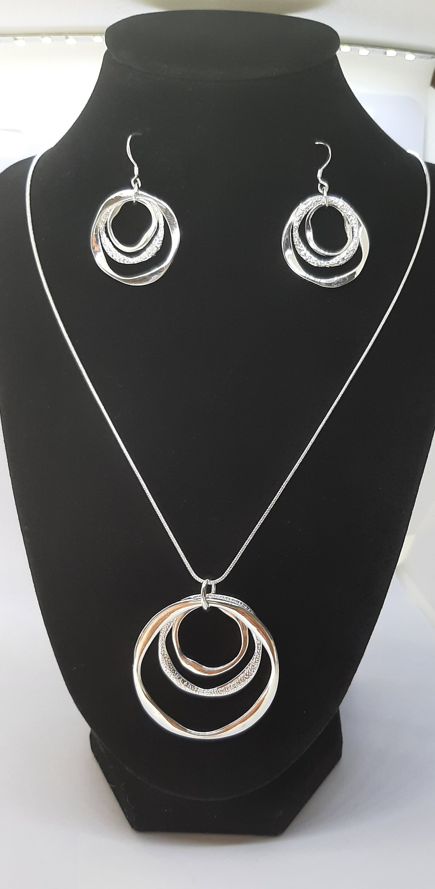 Parure Collier et Boucles d'oreilles en Argent 925 sterling